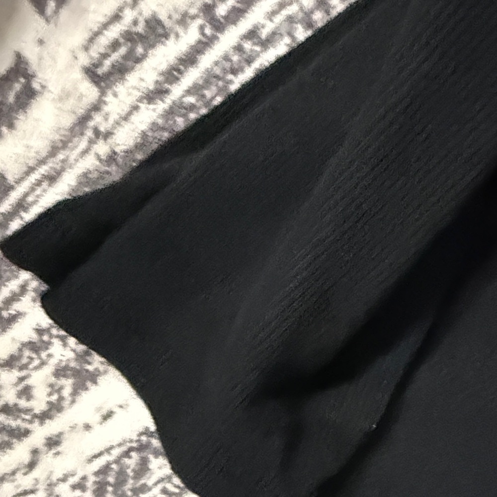 Banana Republic Black Turtleneck Sweater - Picture 6 of 8